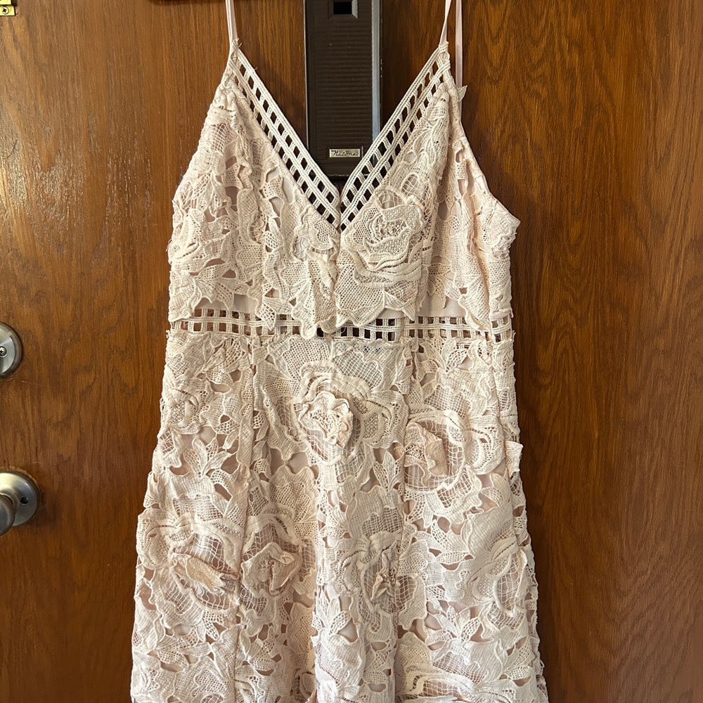 Nordstrom light pink Cut Out Midi Dress